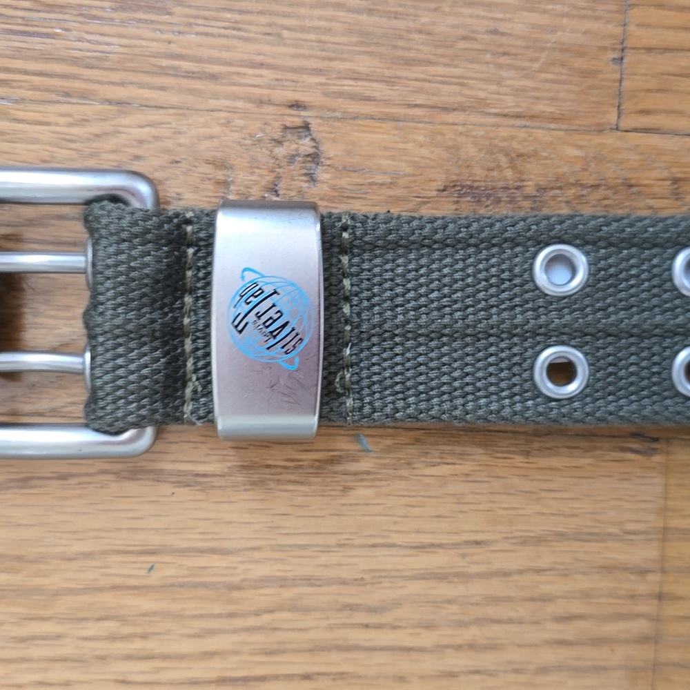 LEVIS BRAND MENS ADJUSTABLE GREEN BELT SIZE XS